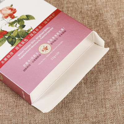 Masque facial rose végétalien personnalisable en boîte blanche avec imprimante et emballage de marque Prime