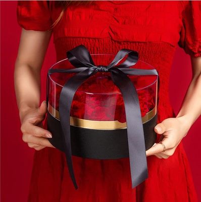 Boîte de roses personnalisée pour la Saint-Valentin avec logo et ruban imprimé sous différentes formes
