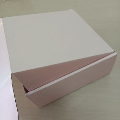 Boîtes de papier ondulé imprimées sur mesure certifiées ISO9001 pour vos besoins spécifiques