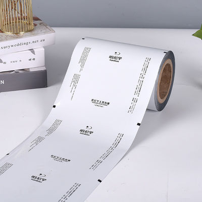 2023 Arrive Film métallisé Film en plastique en rouleau pour les sachets Film d'emballage étanche à l'humidité