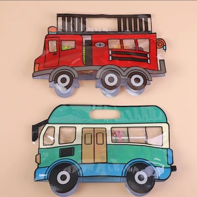 CMYK 4 couleurs imprimées en forme de sac en forme d'école pour l'emballage de bonbons cadeaux pour enfants