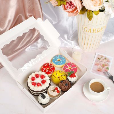 Conformité aux exigences spécifiques du client 12x12x12 boîtes de gâteaux de taille personnalisée avec fenêtres claires