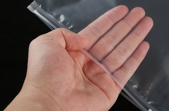 Fermeture à glissière écologique et sac avec soupape pour vêtements en t-shirt d'emballage imprimé sur mesure